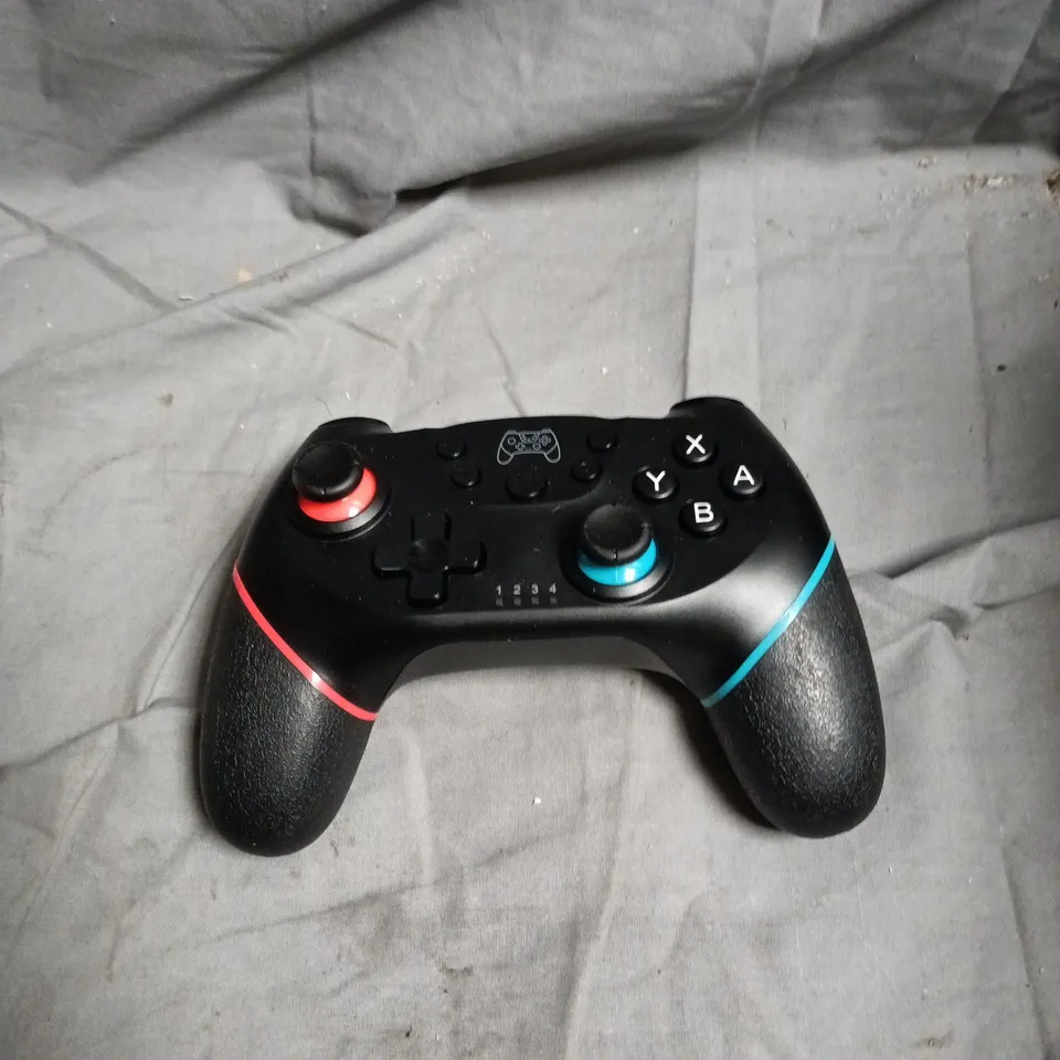 WIRELESS CONTROLLER FOR N-SL – BLACK WITH RED/BLUE ACCENTS (BOXED)
