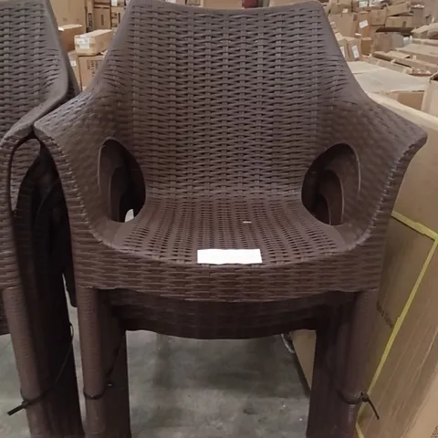BOXED SET OF 4 PLASTIC CHAIRS