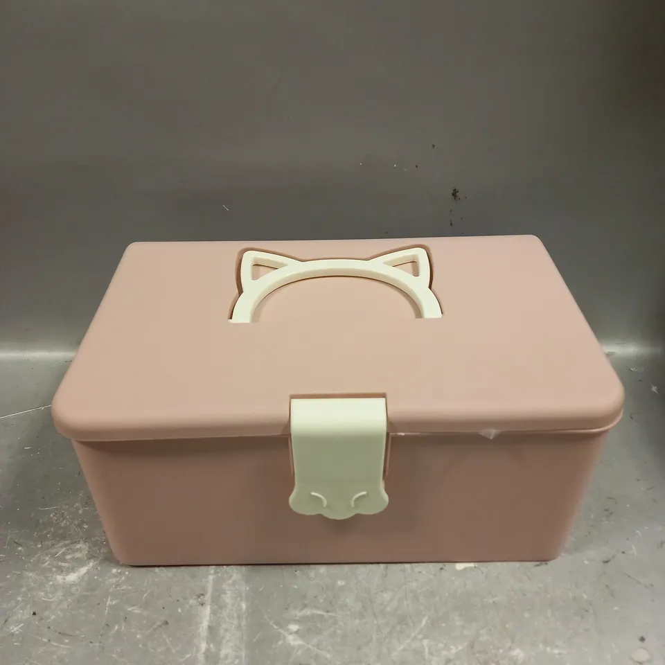 UV GEL NAIL KIT IN PINK CAT CARRIER