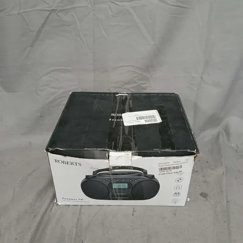 ROBERTS ZOOMBOX FM/AM RADIO WITH CD PLAYER BLACK