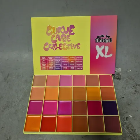 MADE BY MITCHELL CURVE CASE COLLECTIVE XL CREAM BLUSHER PALETTE