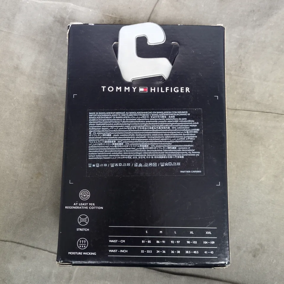 TOMMY HILFIGER SIGNATURE COTTON ESSENTIALS 3-PACK BOXER BRIEFS – MEN'S UNDERWEAR