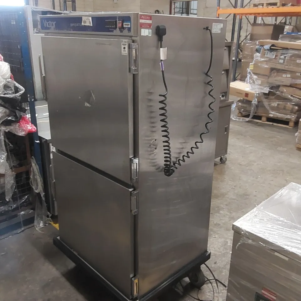 VICTOR COMMERCIAL BANQUETLINE BANQUET CART BL100H2Z