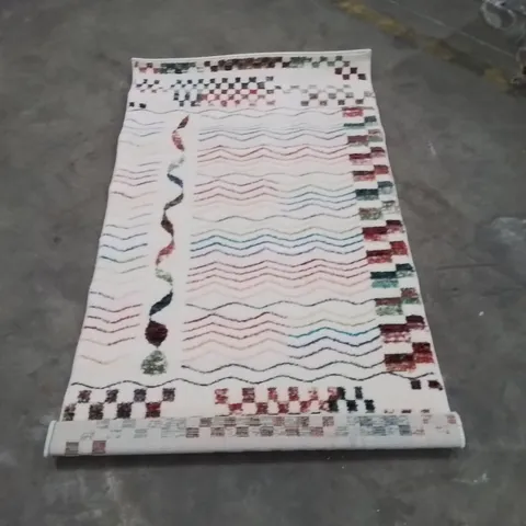 QUALITY DESIGNER AREA RUG - APPROXIMATELY 150X80CM