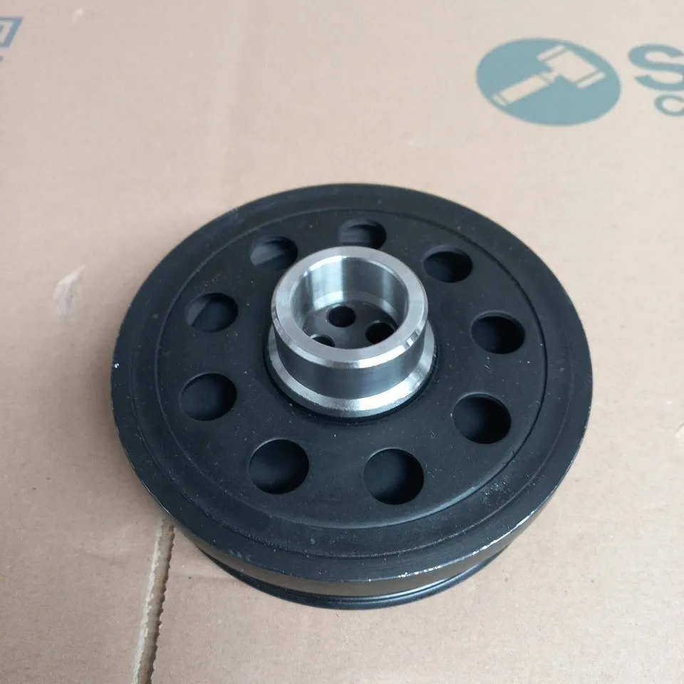 CRANKSHAFT PULLEY (HARMONIC BALANCER) DESIGNED FOR SPECIFIC BMW DIESEL MODELS. COMPATIBLE WITH VARIOUS N47 ENGINES, INCLUDING 1 SERIES (116D, 118D, 120D), 3 SERIES (316D, 318D, 320D), AND X1/X3 MODELS