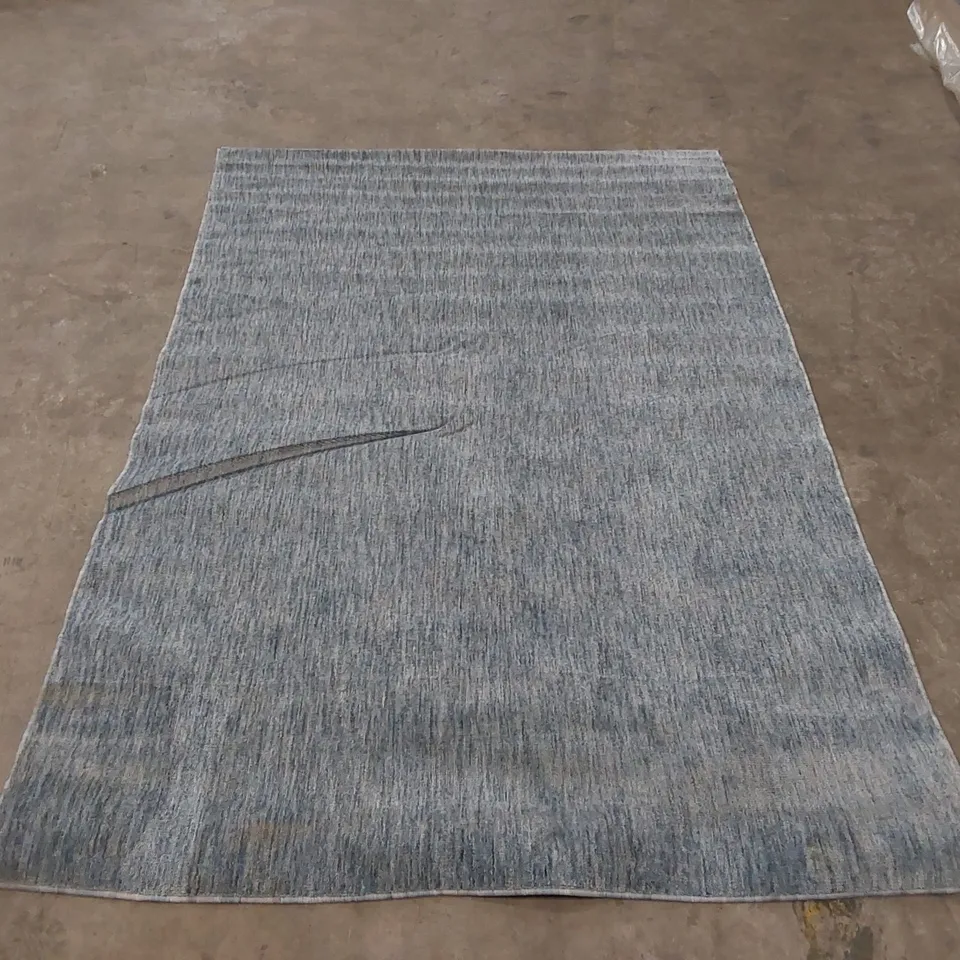 QUALITY DESIGNER AREA RUG - APPROXIMATELY 160 x 230cm