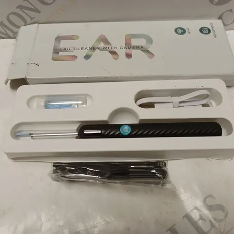 BOXED EAR CLEANER WITH CAMERA