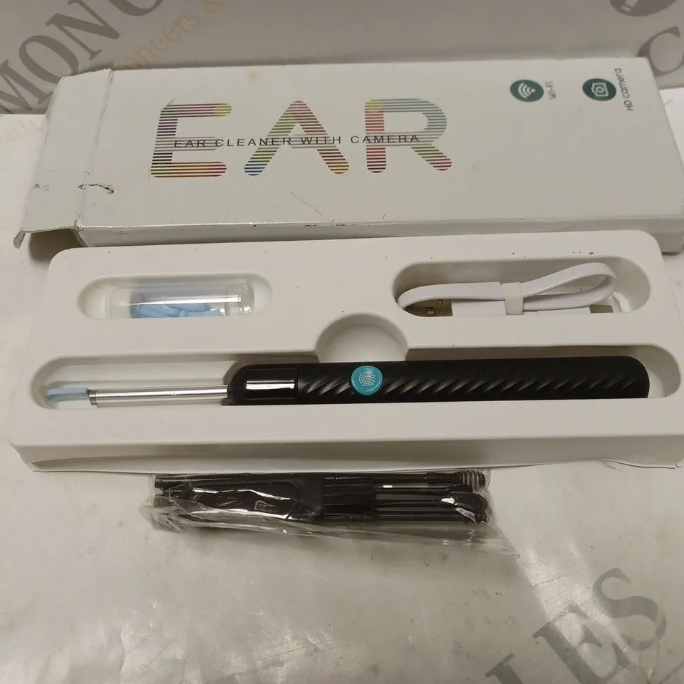 BOXED EAR CLEANER WITH CAMERA 