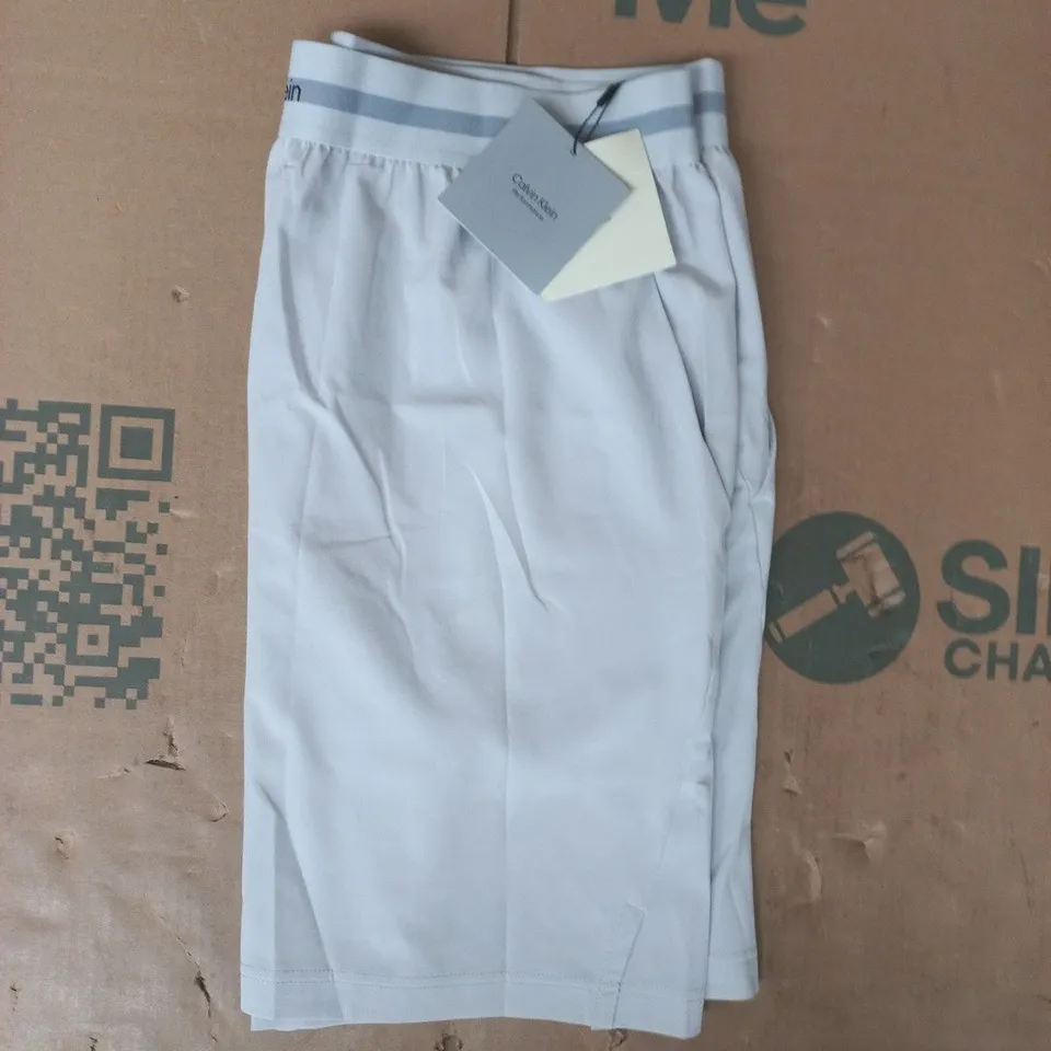 CALVIN KLEIN WOVEN SHORTS IN QUIET GREY SIZE XL