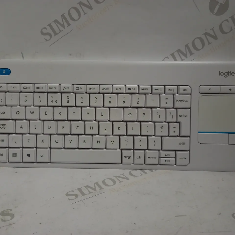 LOGITECH K400 PLUS WIRELESS TOUCH KEYBOARD/TV CONTROLLER