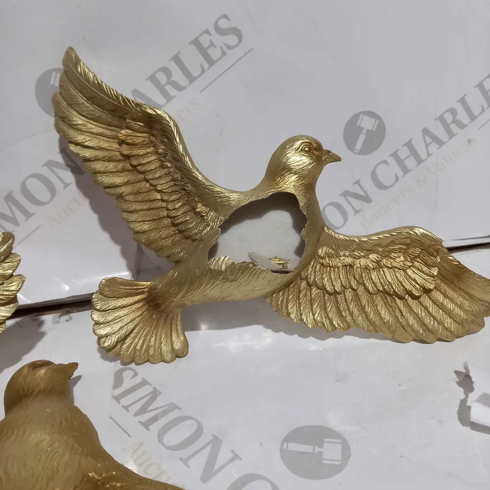 BOXED ALISON CORK SET OF 3 WALL HANGING BIRDS