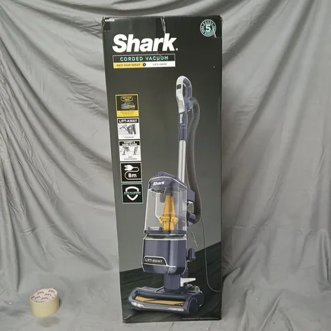 SHARK CORDED VACUUM CLEANER β LIFT-AWAY (BOXED)