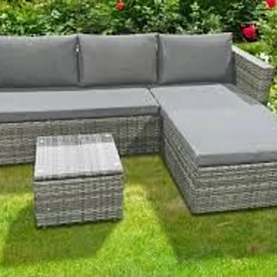 BRAND NEW BOXED DESIGNER 4 - SEATER RATTAN CORNER SOFA SET  (1 BOX)