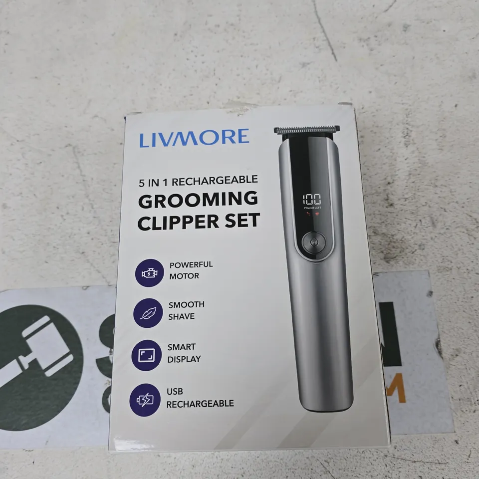 LIVMORE 5-IN-1 RECHARGEABLE GROOMING CLIPPER SET