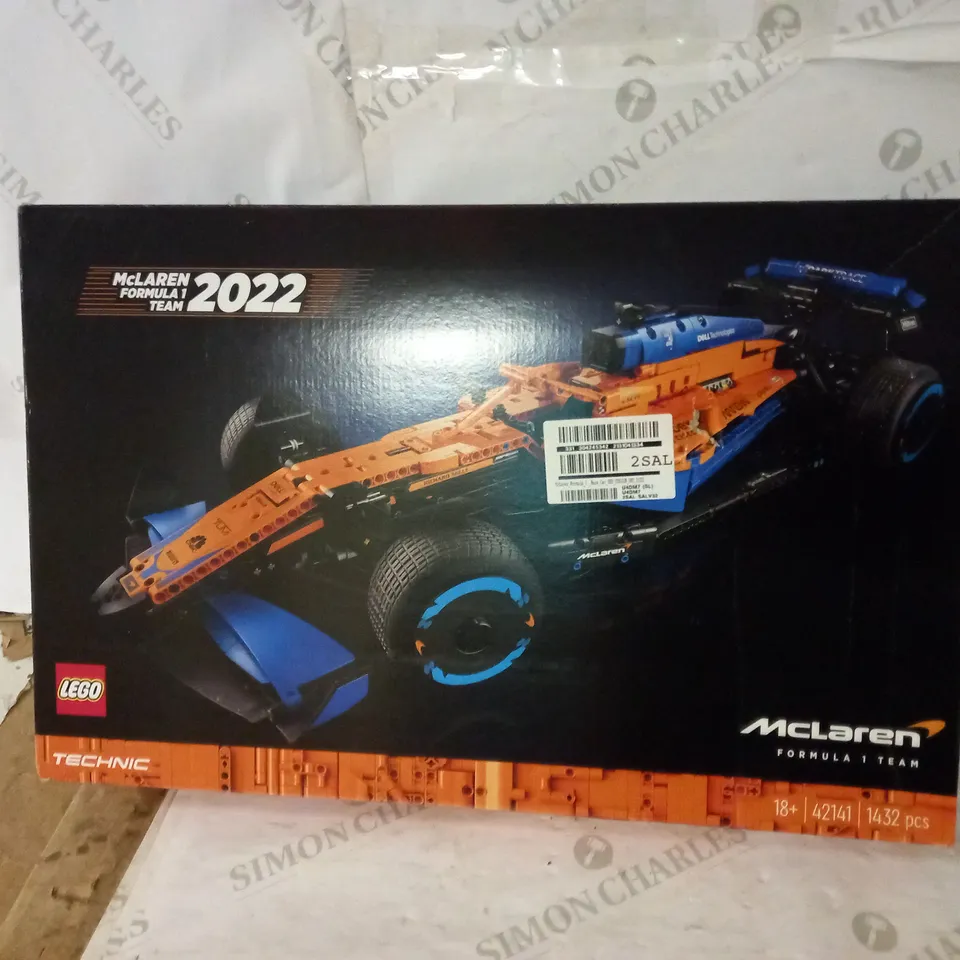 SEALED LEGO TECHNIC MCLAREN FORMULA 1 RACE CAR 2022 (42141) RRP £169.99