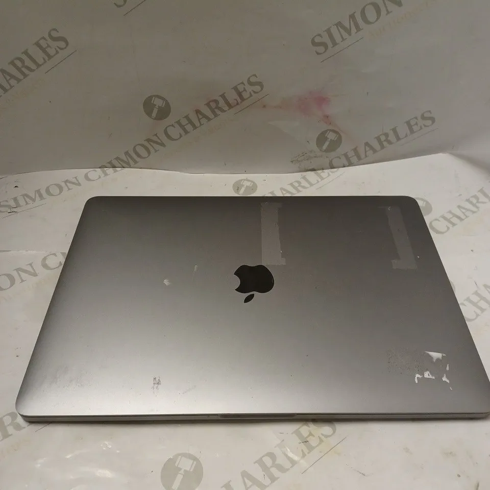APPLE MACBOOK PRO A1989
