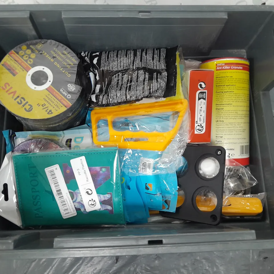 APPROXIMATELY 12 ASSORTED HOUSEHOLD ITEMS TO INCLUDE WRENCH, CISIVIS CUTTING WHEEL, WARDROBE DEHUMIDIFIER, ETC