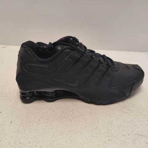UNBOXED PAIR OF NIKE SHOX TRAINERS IN BLACK - UK 9