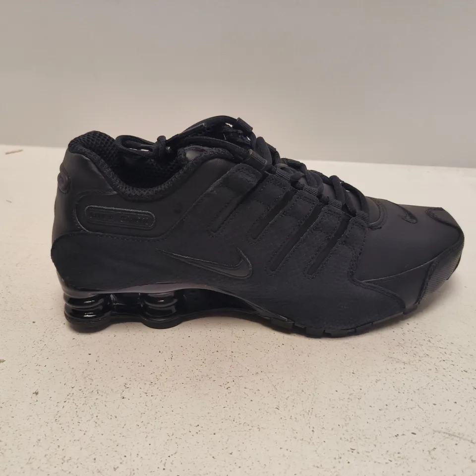 UNBOXED PAIR OF NIKE SHOX TRAINERS IN BLACK - UK 9