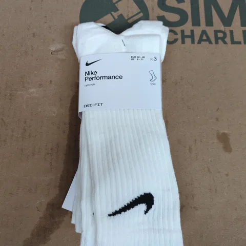 NIKE PERFORMANCE DRI-FIT SOCKS WHITE SIZE 8-11