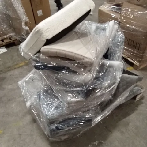PALLET OF ASSORTED DINING CHAIRS PARTS AND PIECES