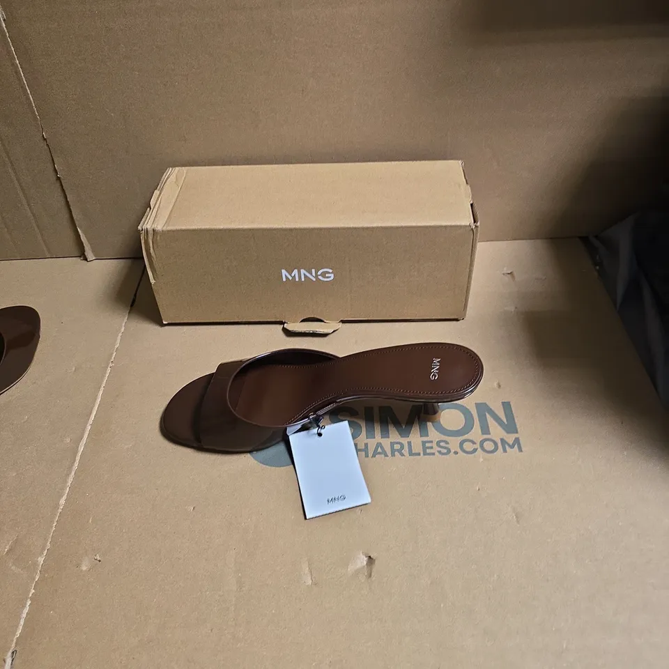 MNG BROWN LEATHER SANDALS – WOMEN'S OPEN-TOE SLIP-ON (BOXED) - EUR SIZE 39