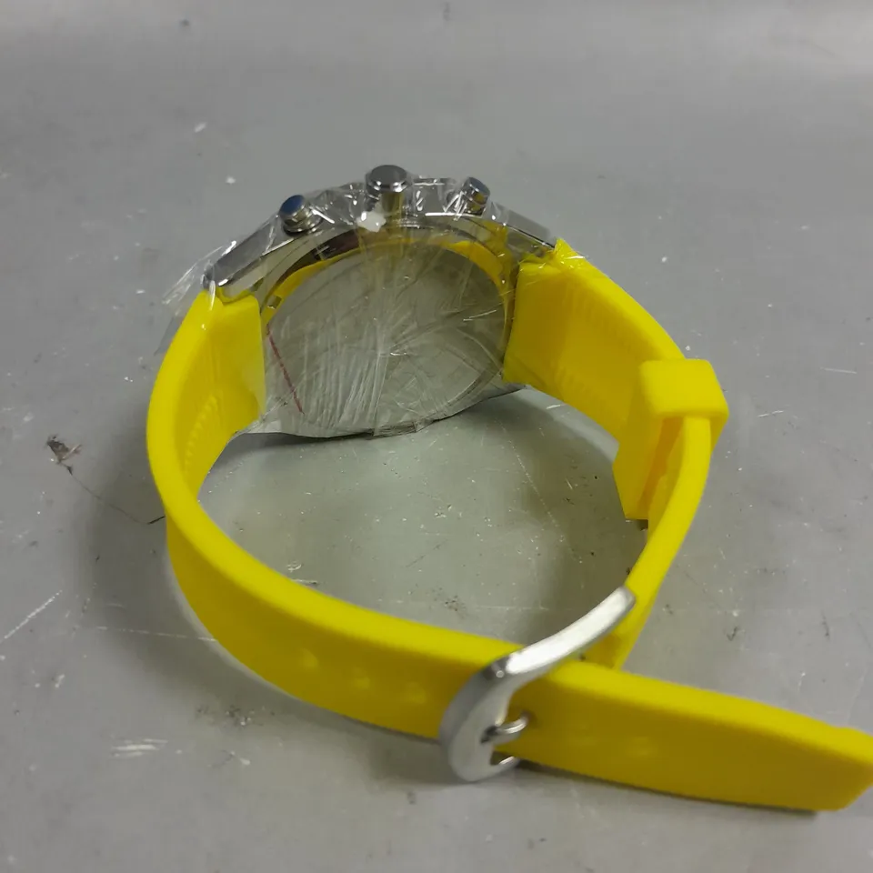 MENS LOUIS LACOMBE CHRONGRAPH WATCH – 3 SUB DIALS – SILVER COLOUR CASE – YELLOW RUBBER STRAP