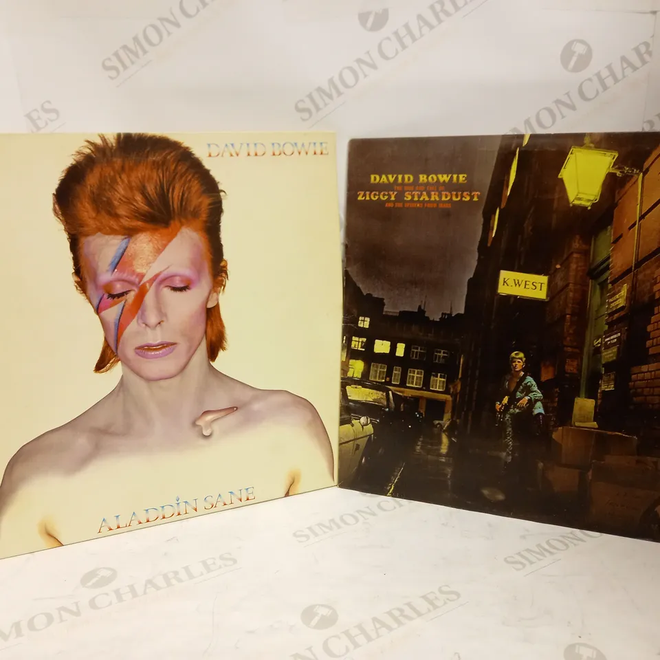 LOT OF 2 DAVID BOWIE VINYL ALBUMS