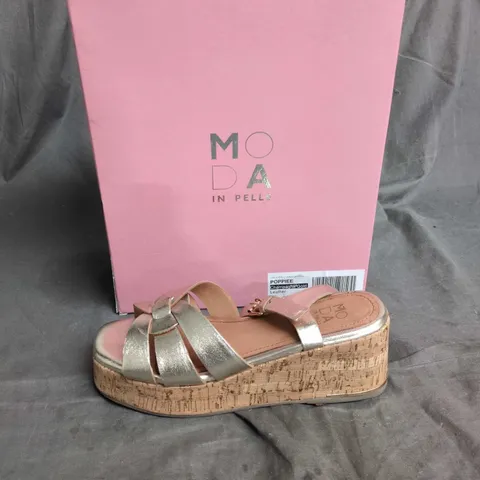 MODA IN PELLE POPPIE CHAMPAGNE GOLD LEATHER WOVEN TWO-PART WEDGE SANDALS – UK 5 (EU 38)