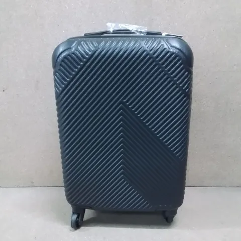 HARD SHELL TRAVEL SUITCASE
