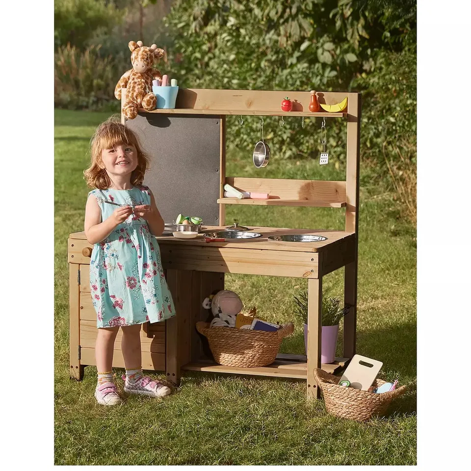 BOXED SPORTSPOWER PREMIUM MUD KITCHEN 