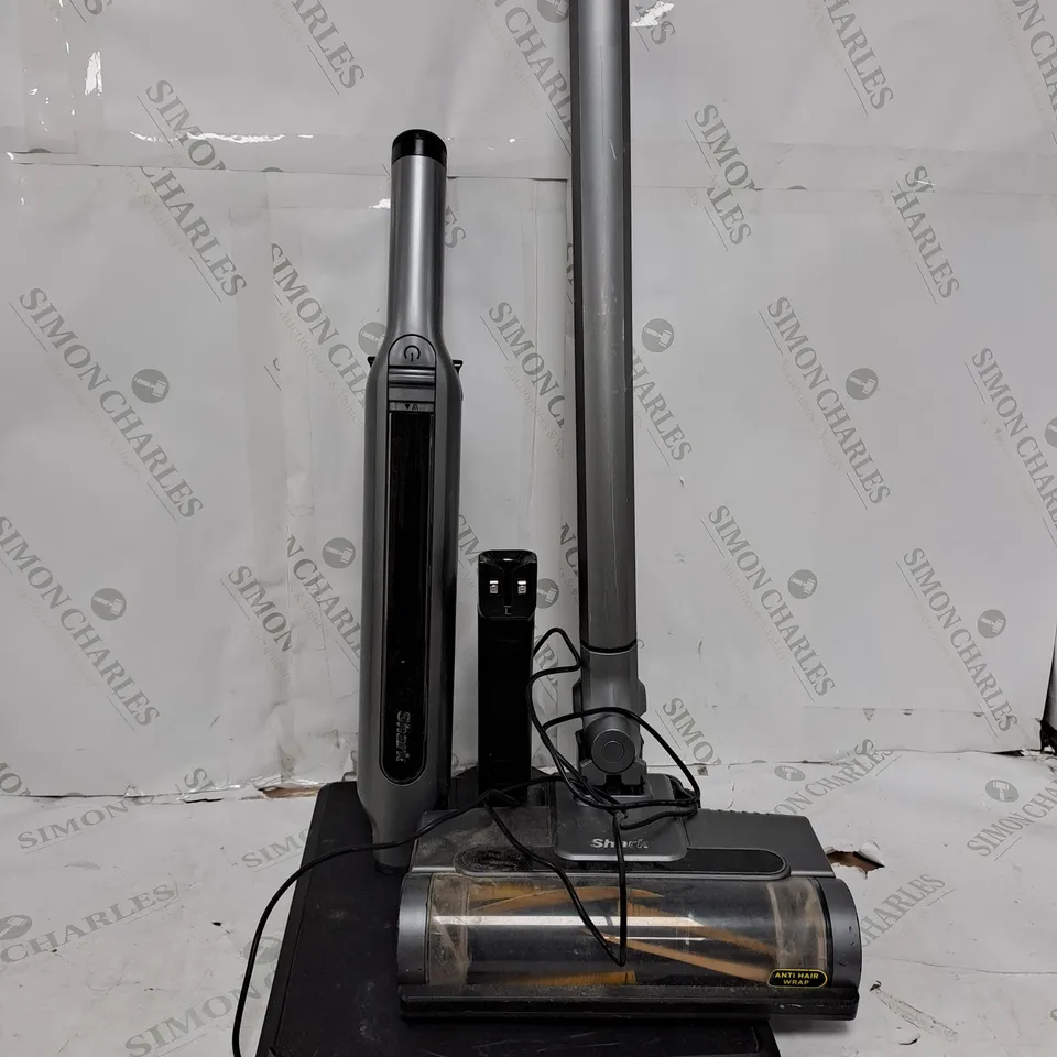 SHARK WANDVAC 2-IN-1 LIGHTWEIGHT CORDLESS HANDHELD VACUUM CLEANER