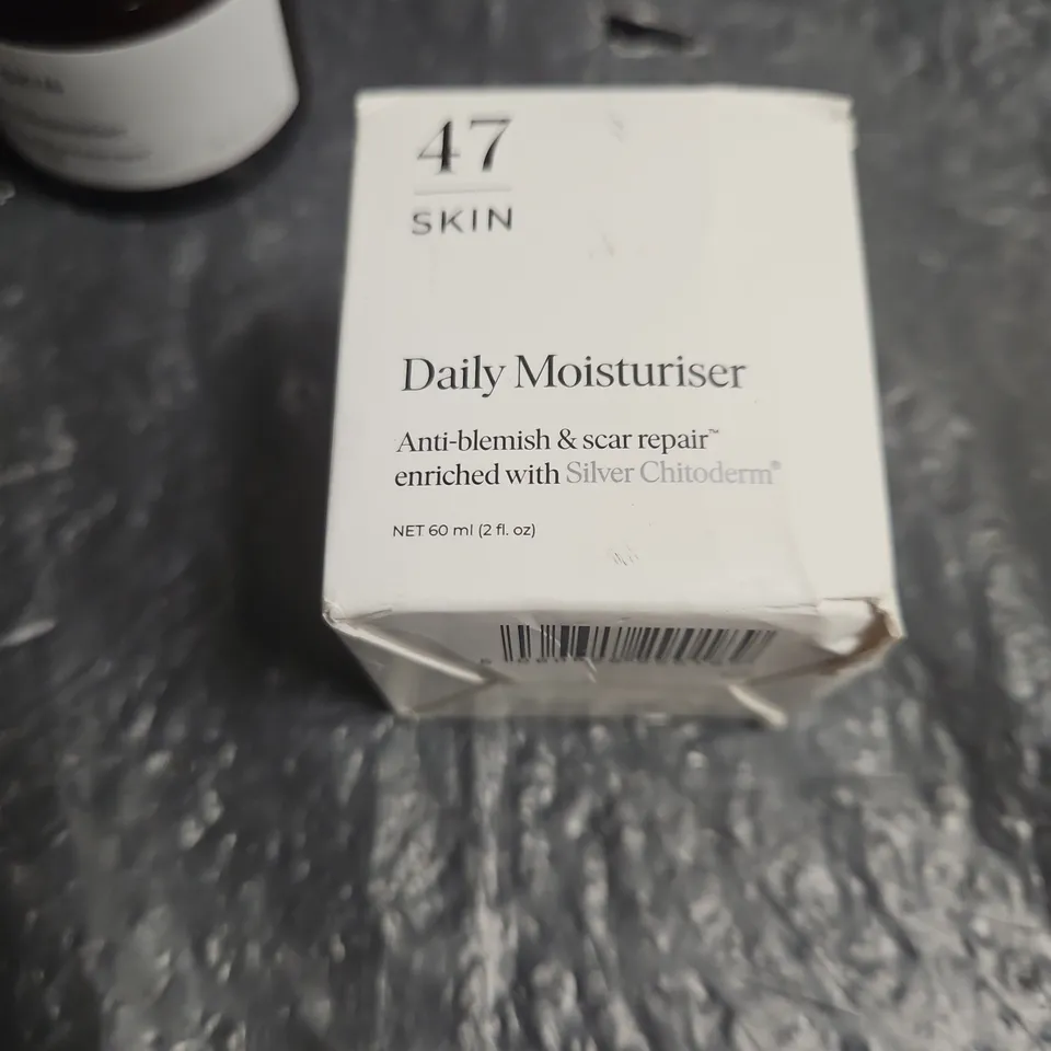 47 SKIN DAILY MOISTURISER ANTI-BLEMISH & SCAR REPAIR WITH SILVER CHITODERM - 60ML, BOXED
