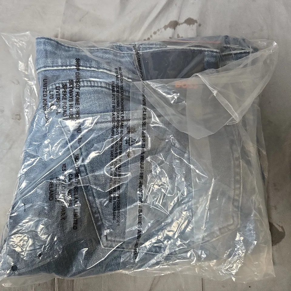 BOSS MEN'S DENIM JEANS – REGULAR FIT, 36 REGULAR