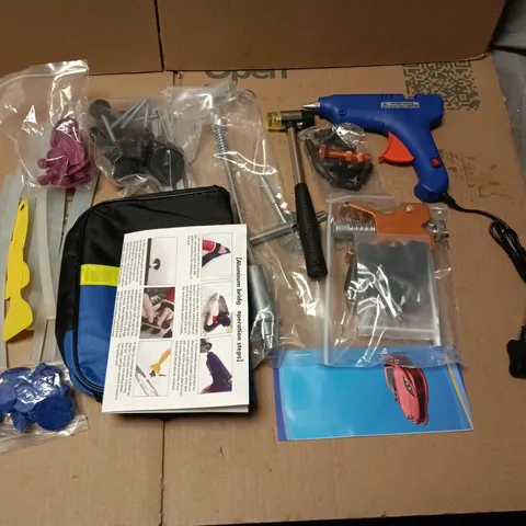 BOX OF ASSORTED AUTOMOTIVE REPAIR TOOLS INCLUDEDING HOT GLUE GUN