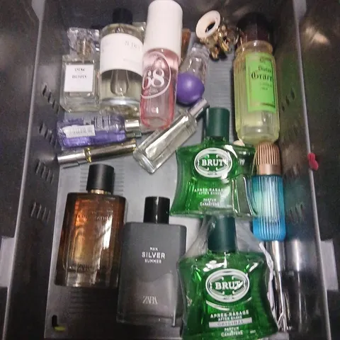 APPROXIMATELY 10 ASSORTED UNBOXED FRAGRANCES