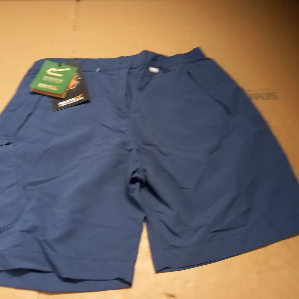 REGATTA WOMENS CHASKA SHORTS - UK 14