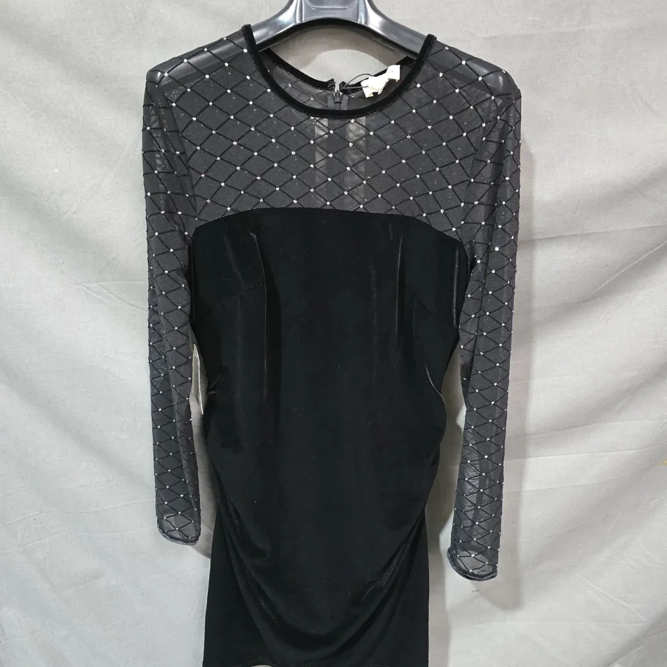 PHASE EIGHT AMBEROSE DRESS IN BLACK - UK 16