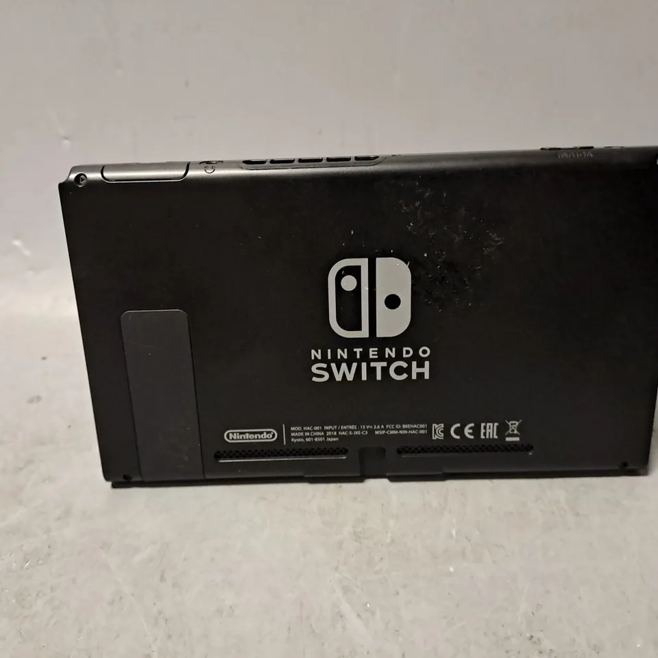 NINTENDO SWITCH GAMING CONSOLE HAC-001