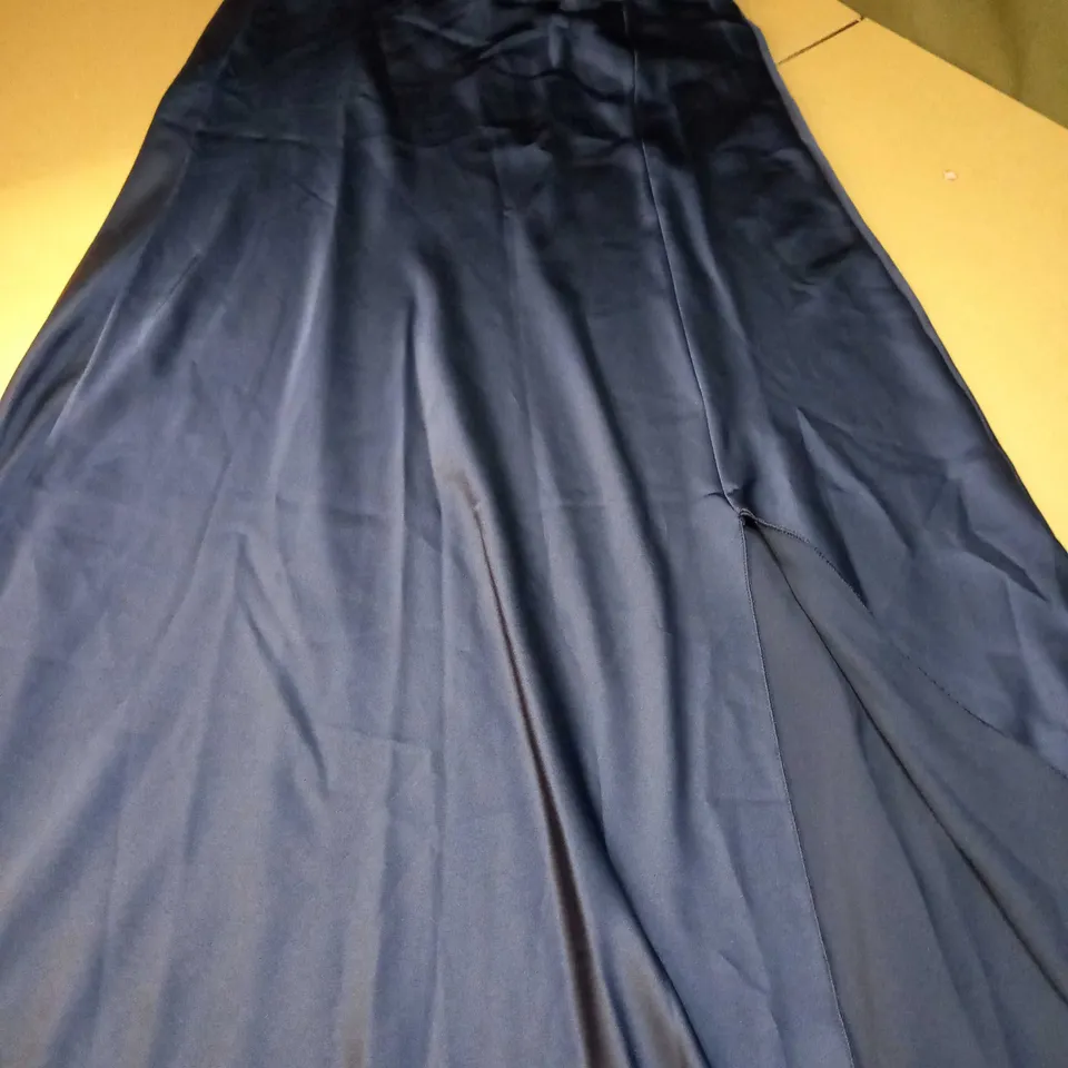 BOOHOO NAVY SATIN STRAPPY MAXI DRESS - SIZE 16