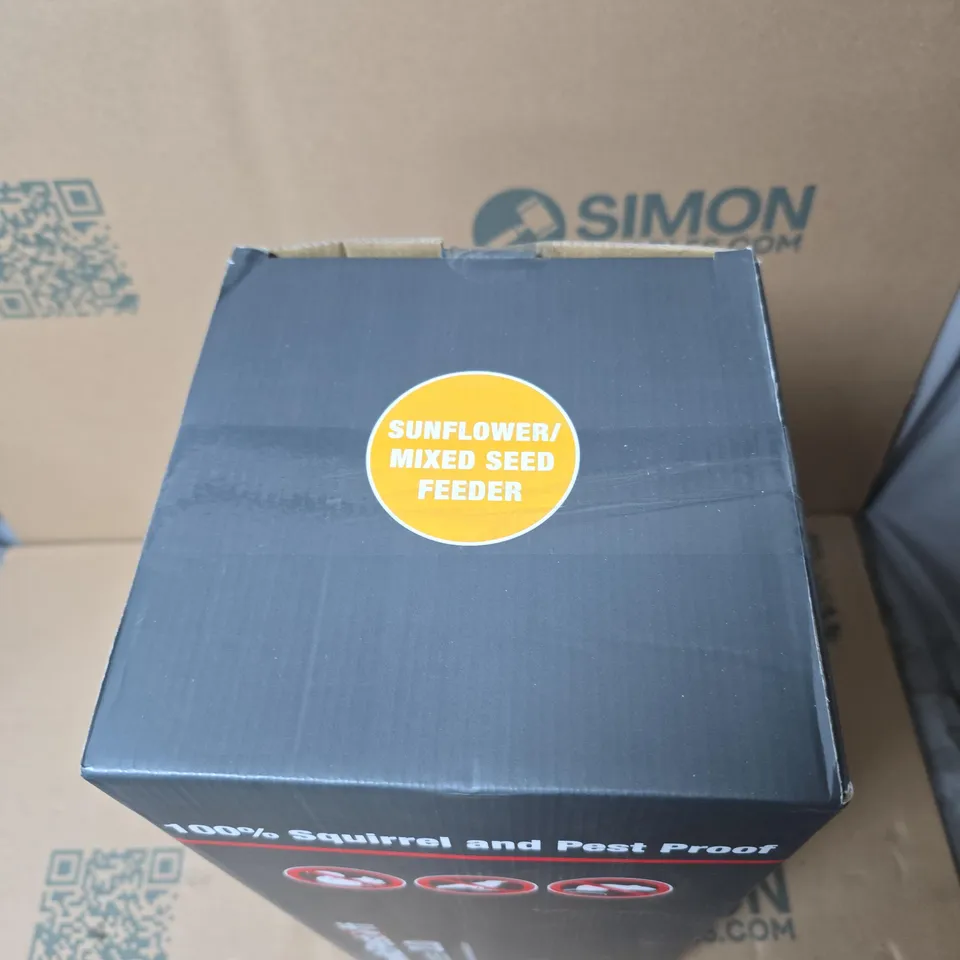 ROAMWILD BIRD FEEDER 2.0 – 100% SQUIRREL & PEST PROOF (SUNFLOWER/MIXED SEED FEEDER) – BOXED