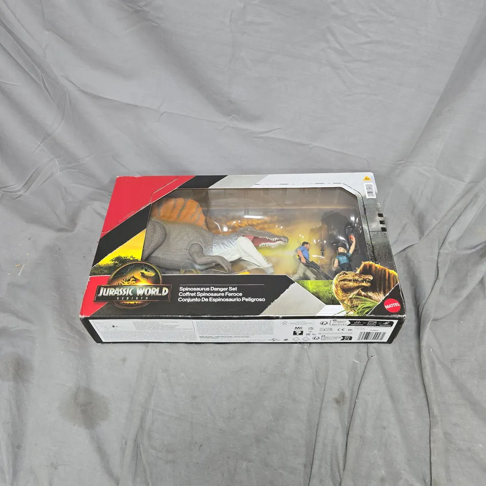 BOXED JURASSIC WORLD SAGA TARGET STORYPACK - 19L