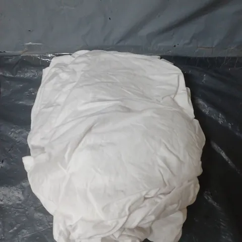 LUXURY 400 THREAD COUNT SOFT TOUCH COTTON SATEEN 28 CM DEEP FITTED SHEET - DOUBLE