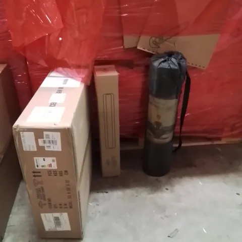 PALLET OF ASSORTED HOUSEHOLD GOODS AND PRODUCTS TO INCLUDE;CEILING LIGHT,LED MIRROR LIGHT,YOGA MAT 
