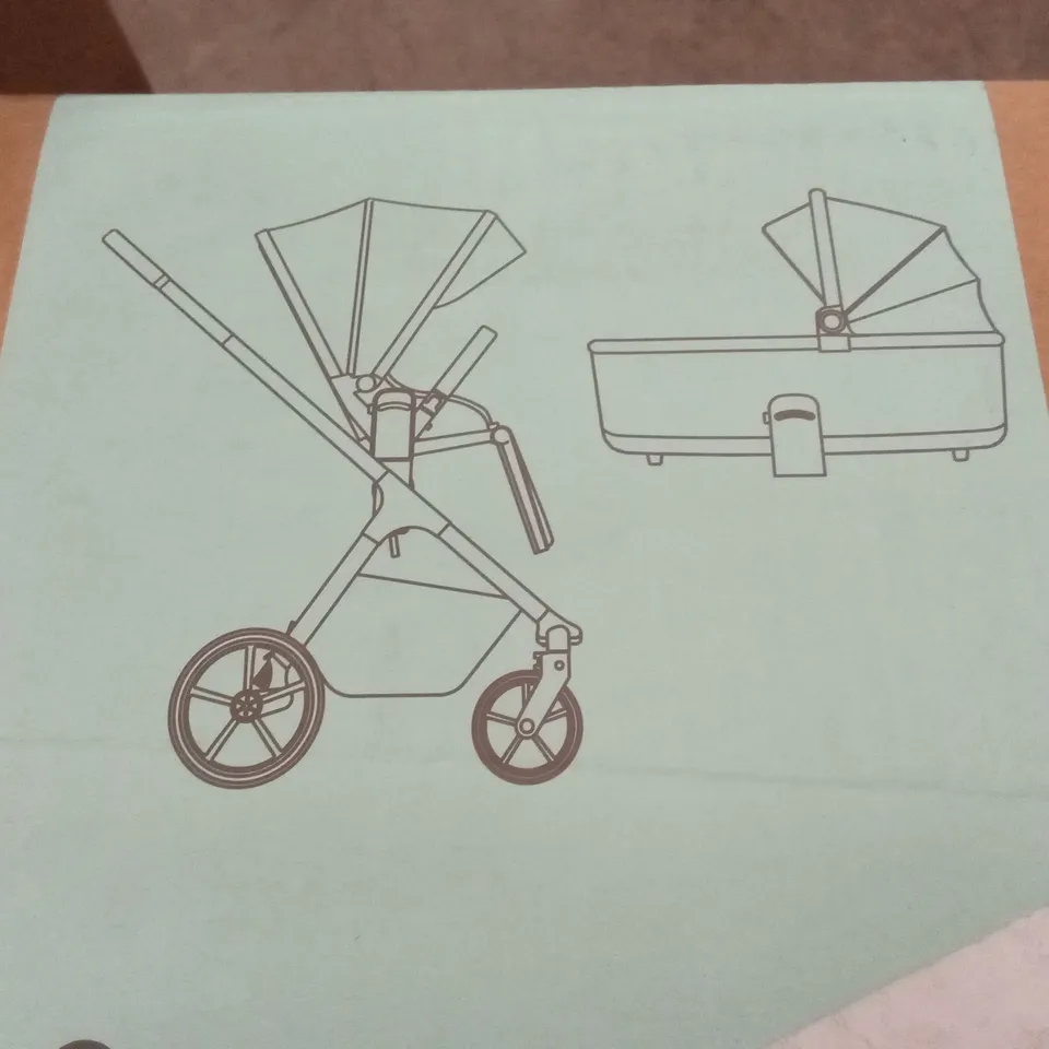 BOXED SILVER CROSS COVE STROLLER- CARRYCOT AND I-SIZE BASE (2 BOXES)