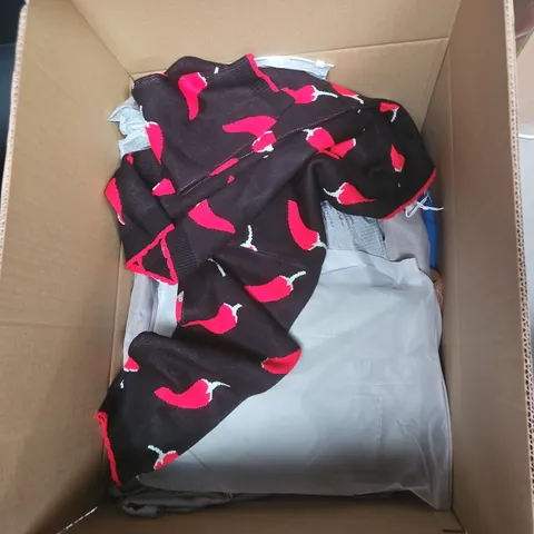 BOX OF APPROXIMATELY 15 ASSORTED CLOTHING ITEMS TO INCLUDE: SKINNY DIP CHERRY JUMPER