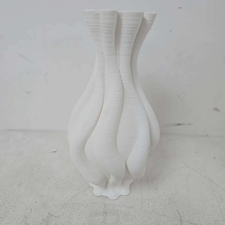 CASA BY JOSEPHINE JENNO EMILIE WHITE TWISTED CERAMIC VASE