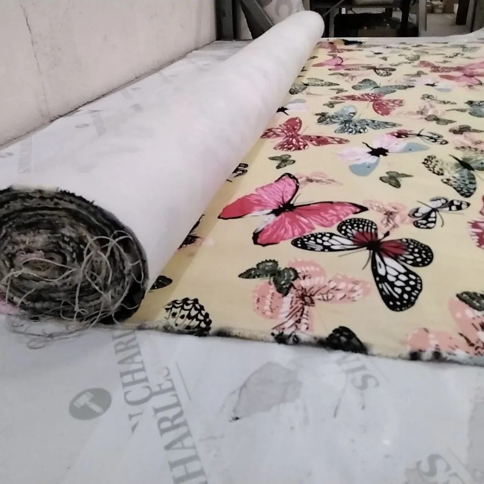 ROLL OF BUTTERFLY PATTERNED LINEN 