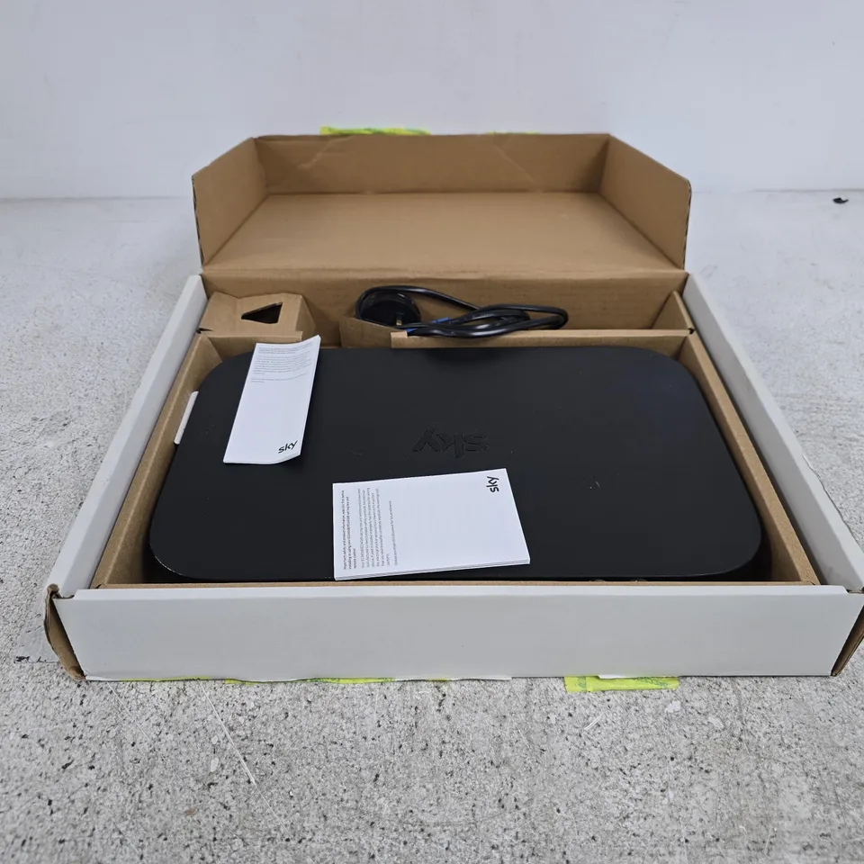 SKY Q 1TB SET-TOP BOX – BOXED (SKY Q) – BOXED