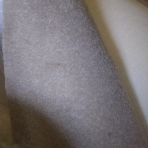 ROLL OF QUALITY EC FREEDOM XTRA SMOKE CARPET APPROXIMATELY 4 X 5M